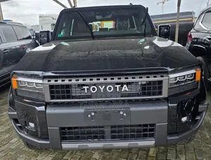 Nouveau Toyota Land Cruiser Prado 2026 Noir