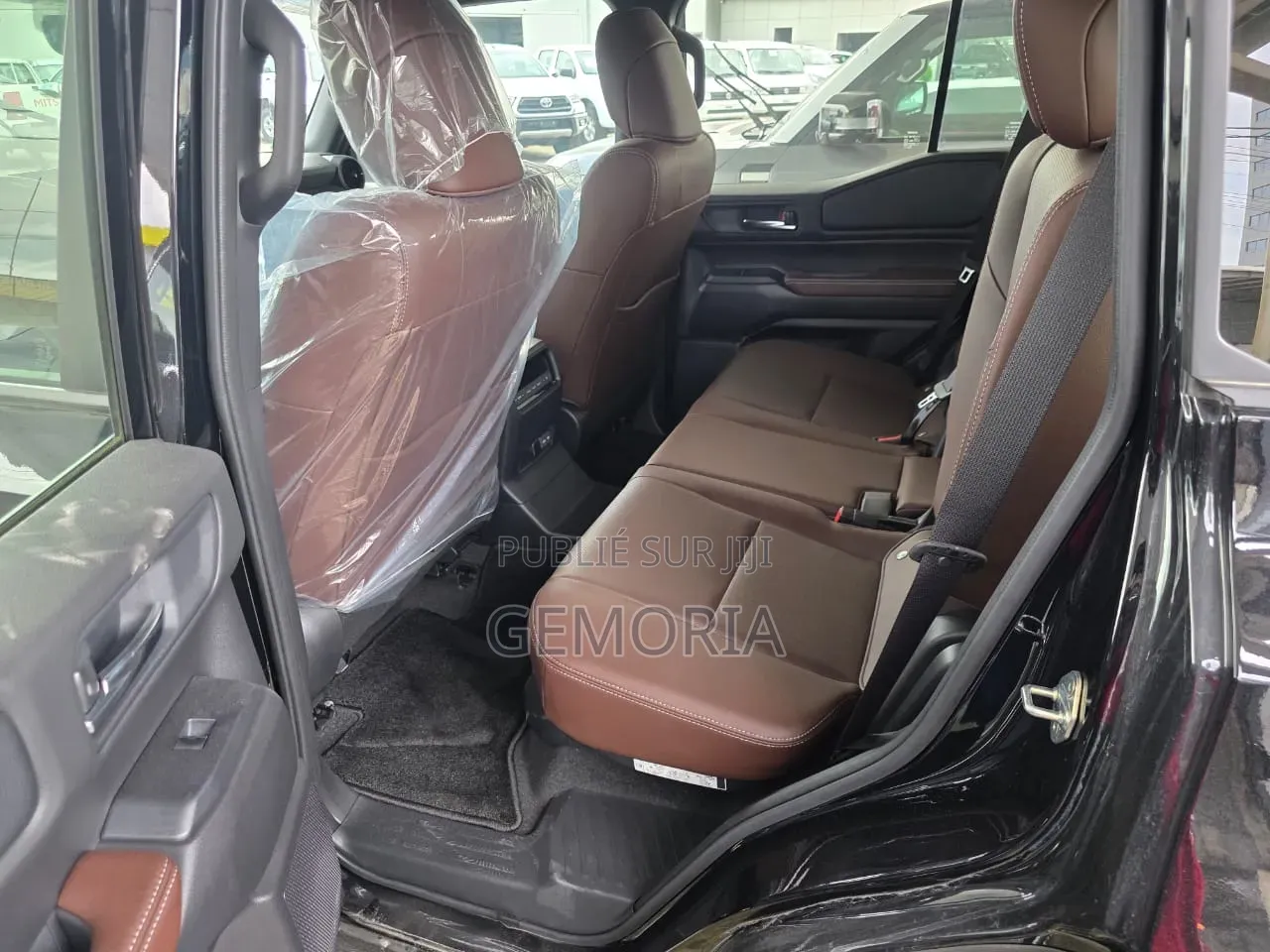 Nouveau Toyota Land Cruiser Prado 2026 Noir