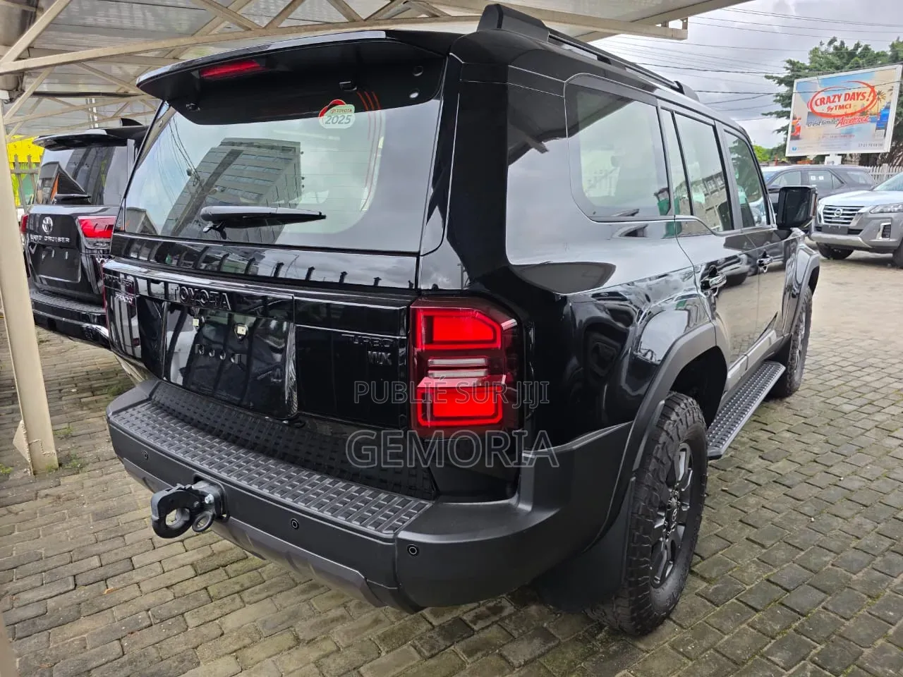 Nouveau Toyota Land Cruiser Prado 2026 Noir
