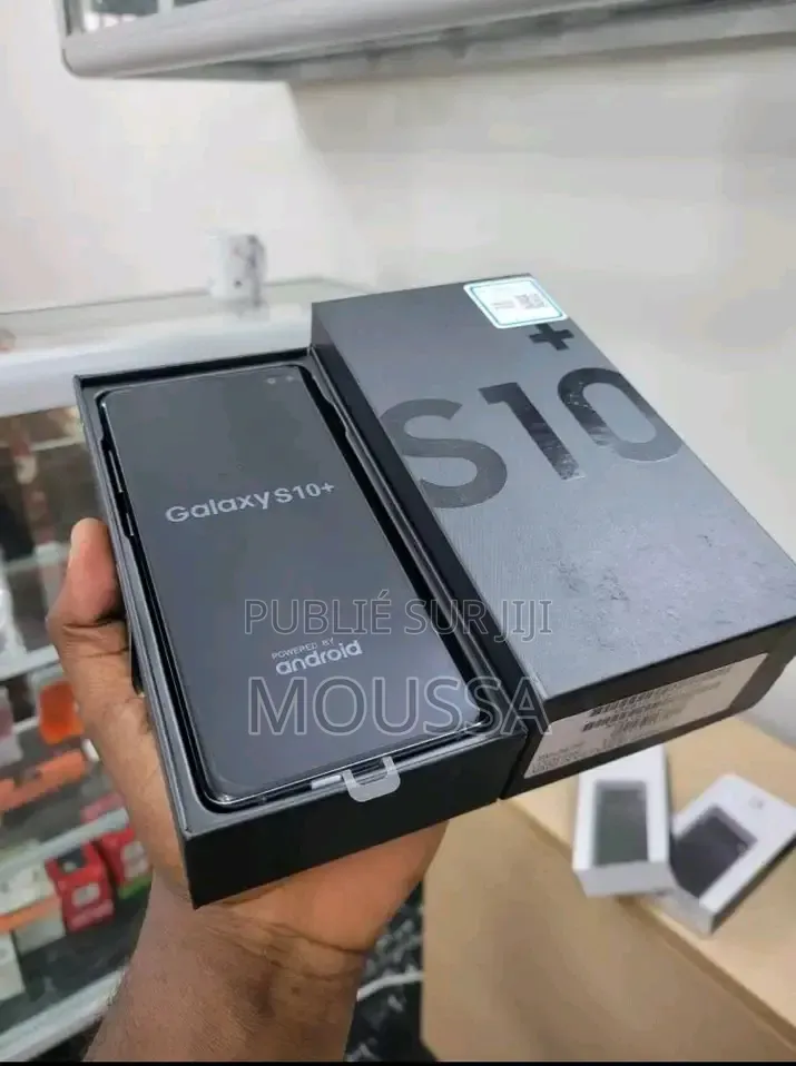 Nouveau Samsung Galaxy S10 Plus 128 GB Noir