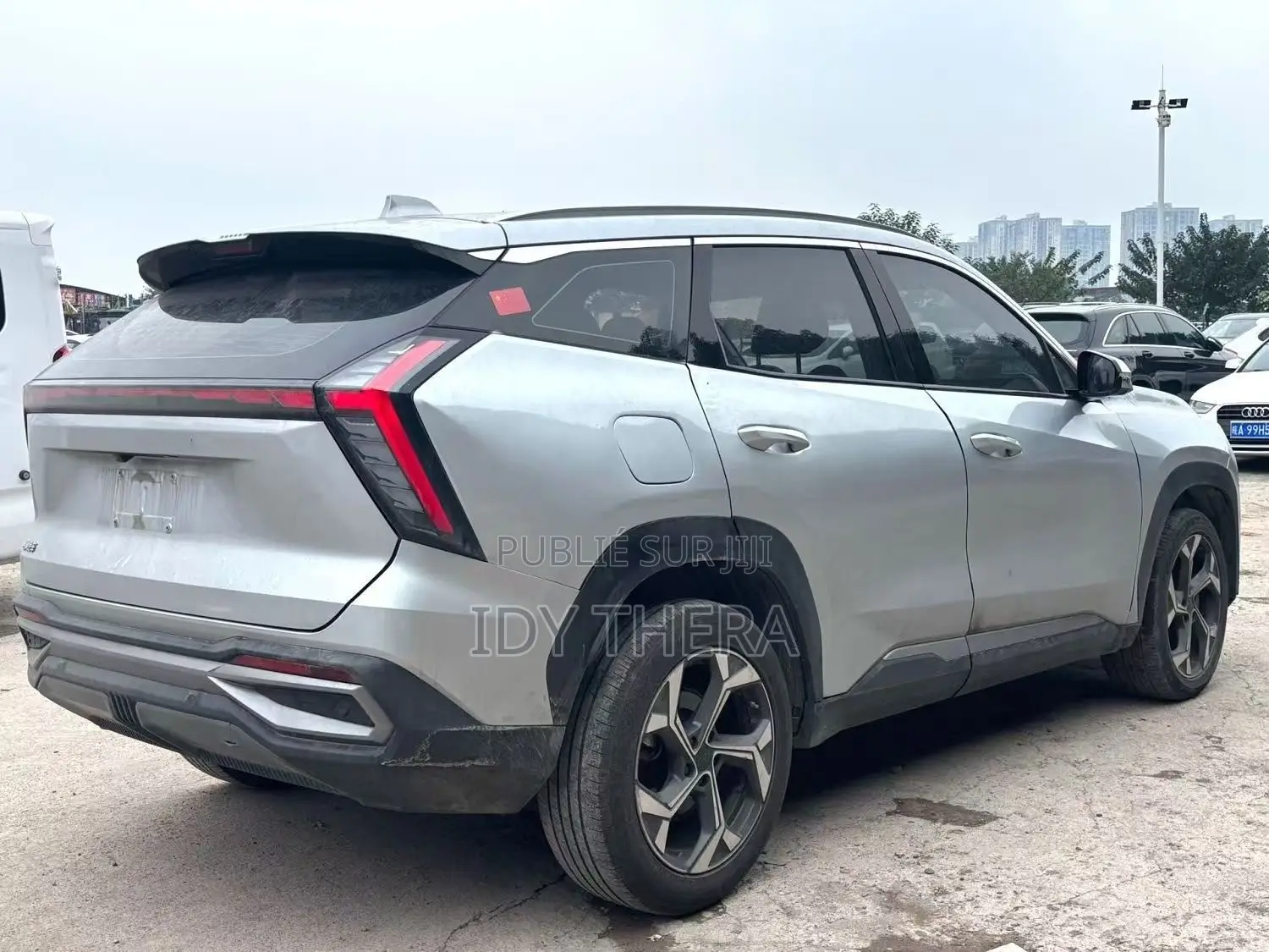 Geely Coolray 2025 Argenté