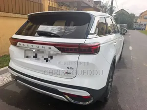Bestune T77 1.2 FWD 2022 Blanc