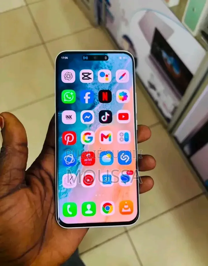 Nouveau Tecno Spark Slim 256 GB Blanc