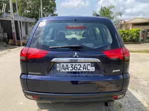 Mitsubishi Pajero Sport 2015 Noir