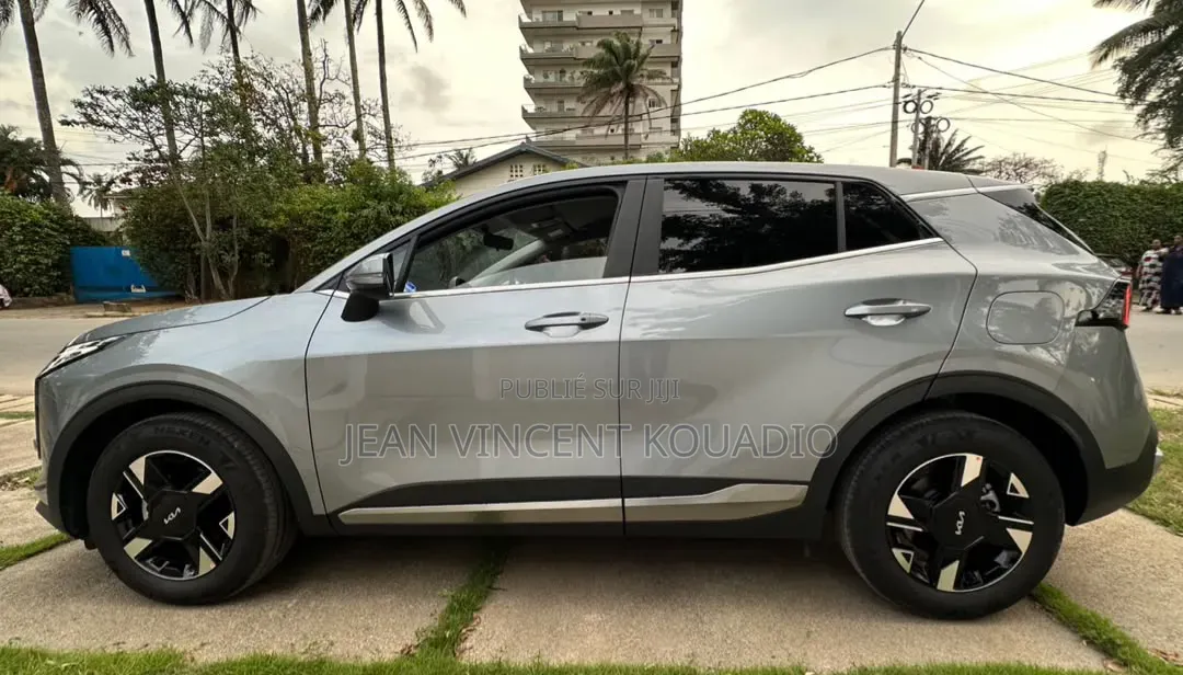 Nouveau Kia Sportage EX 2026 Argenté