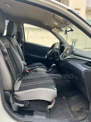 Suzuki Baleno 2023 Blanc