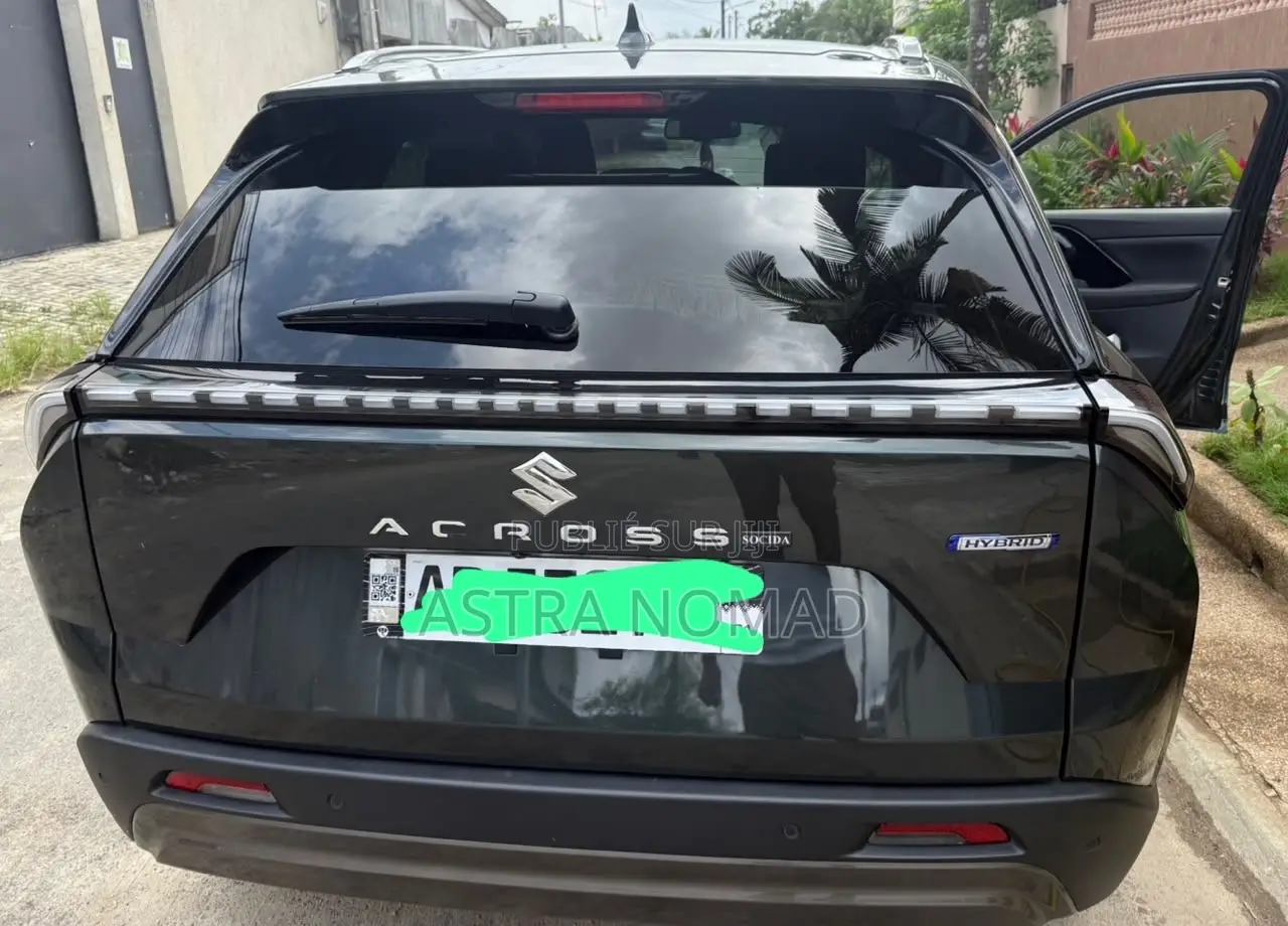 Suzuki Fronx 2025 Noir