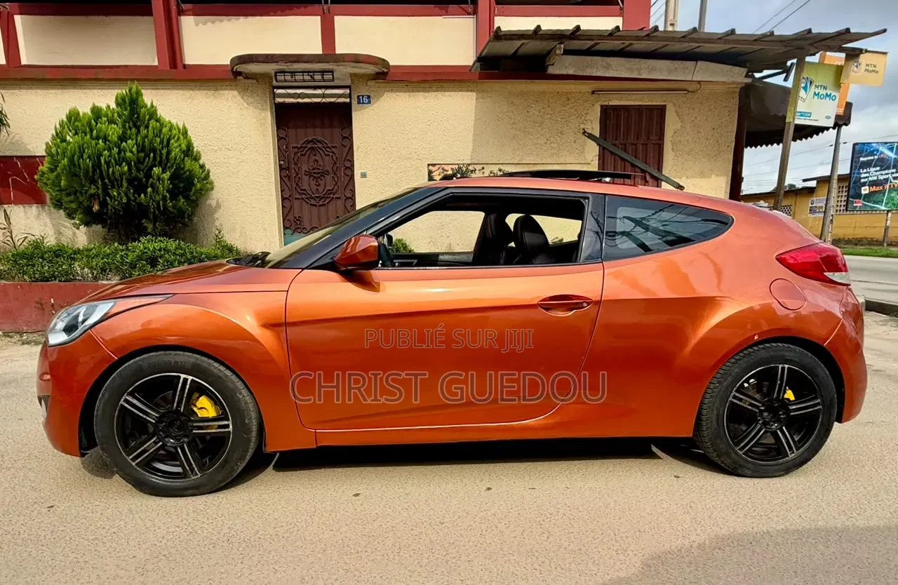 Hyundai Veloster 2013