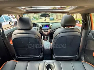 Hyundai Veloster 2013