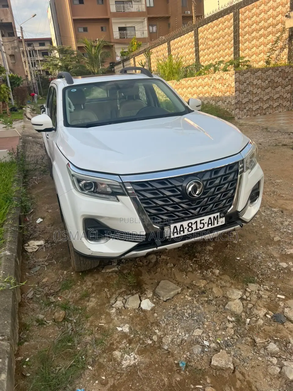 Dongfeng Rich 7 2023 Blanc