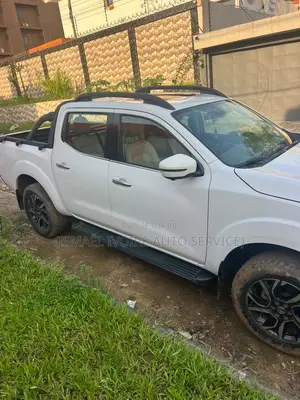 Dongfeng Rich 7 2023 Blanc