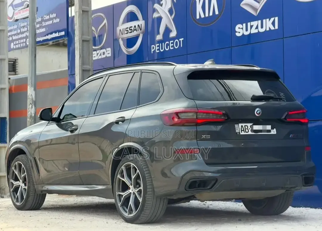 BMW X5 M50i AWD 2020 Noir