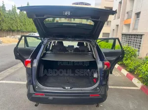 Toyota RAV4 2020 Bleu