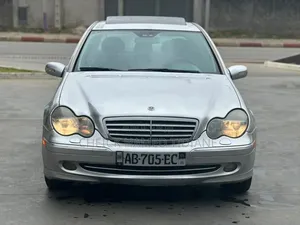 Mercedes-Benz C200 2004 Gris