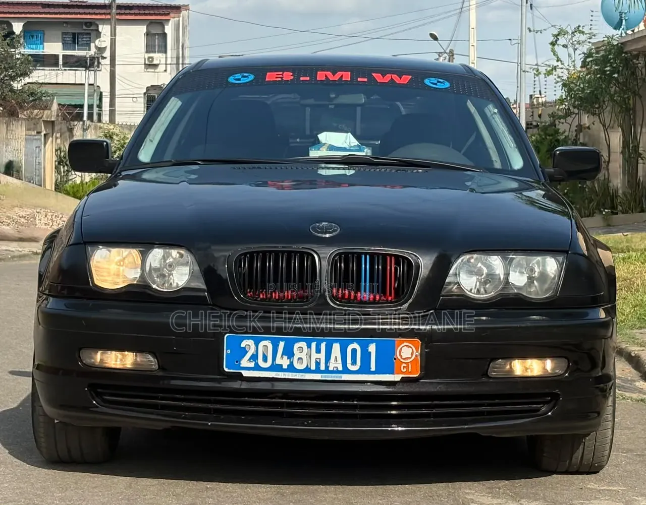 BMW 3 Series 318i RWD 2003 Noir