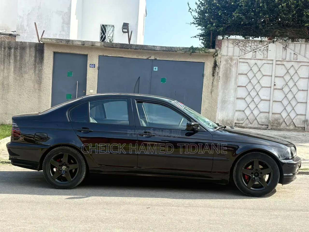 BMW 3 Series 318i RWD 2003 Noir