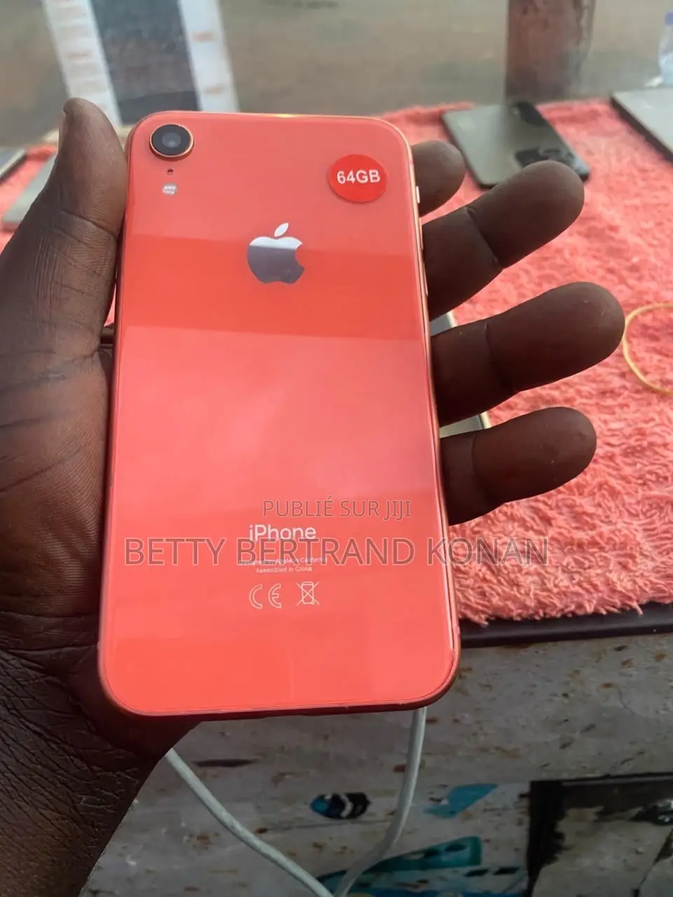 Apple iPhone XR 64 GB Orange