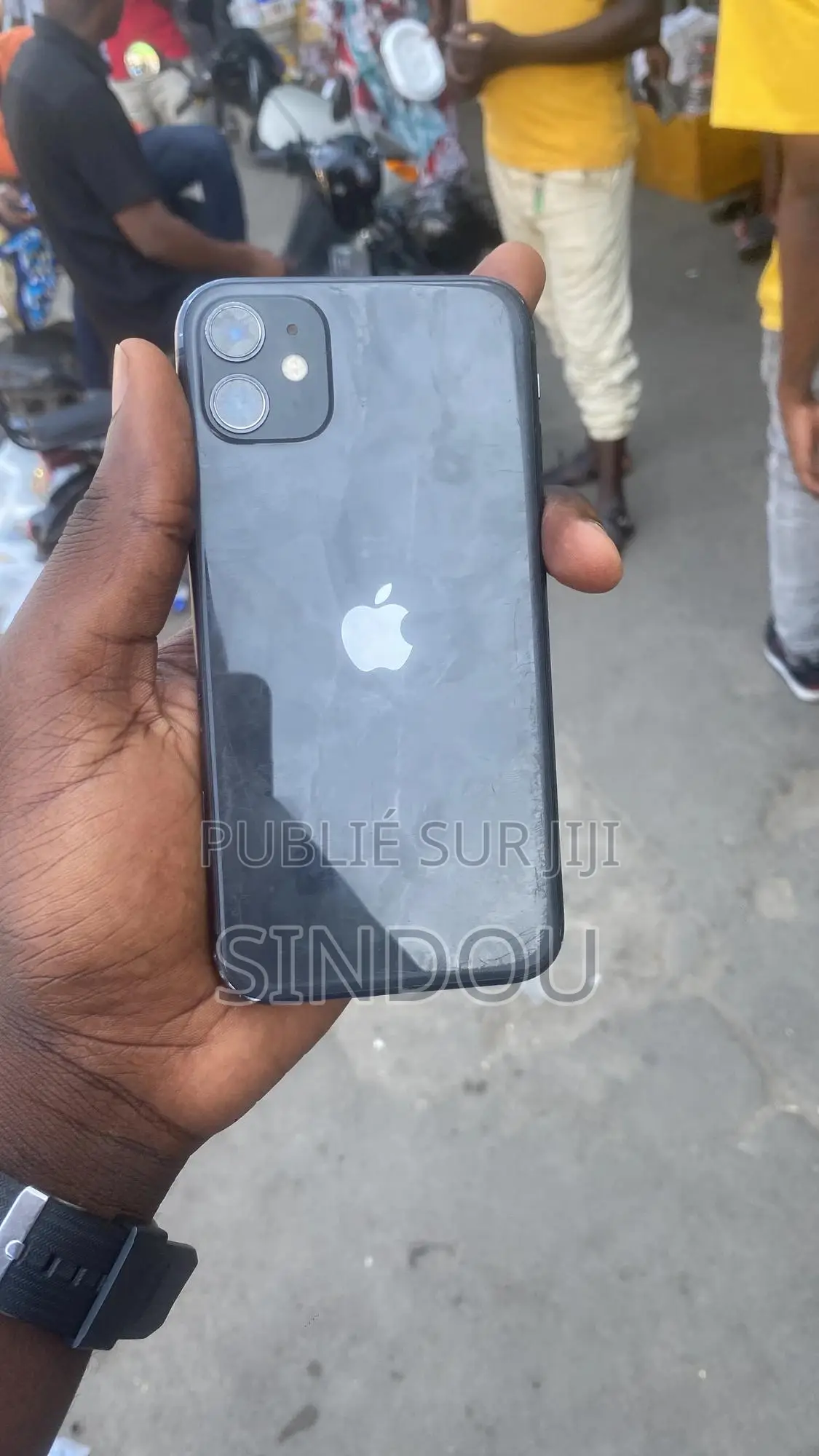 Apple iPhone 11 64 GB Noir