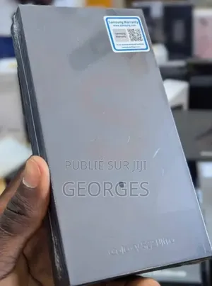 New Samsung Galaxy S22 Ultra 5G 128 GB Black