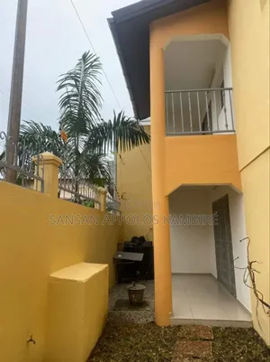 4chbre Duplex dans Magnifique Villa, Cocody à Vendre