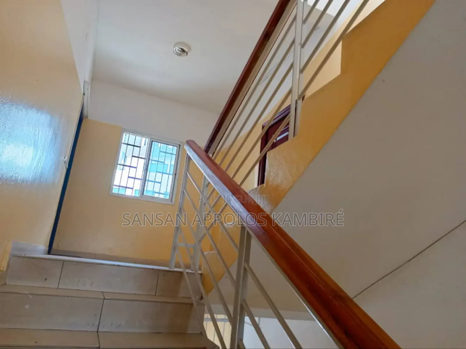 4chbre Duplex dans Magnifique Villa, Cocody à Vendre