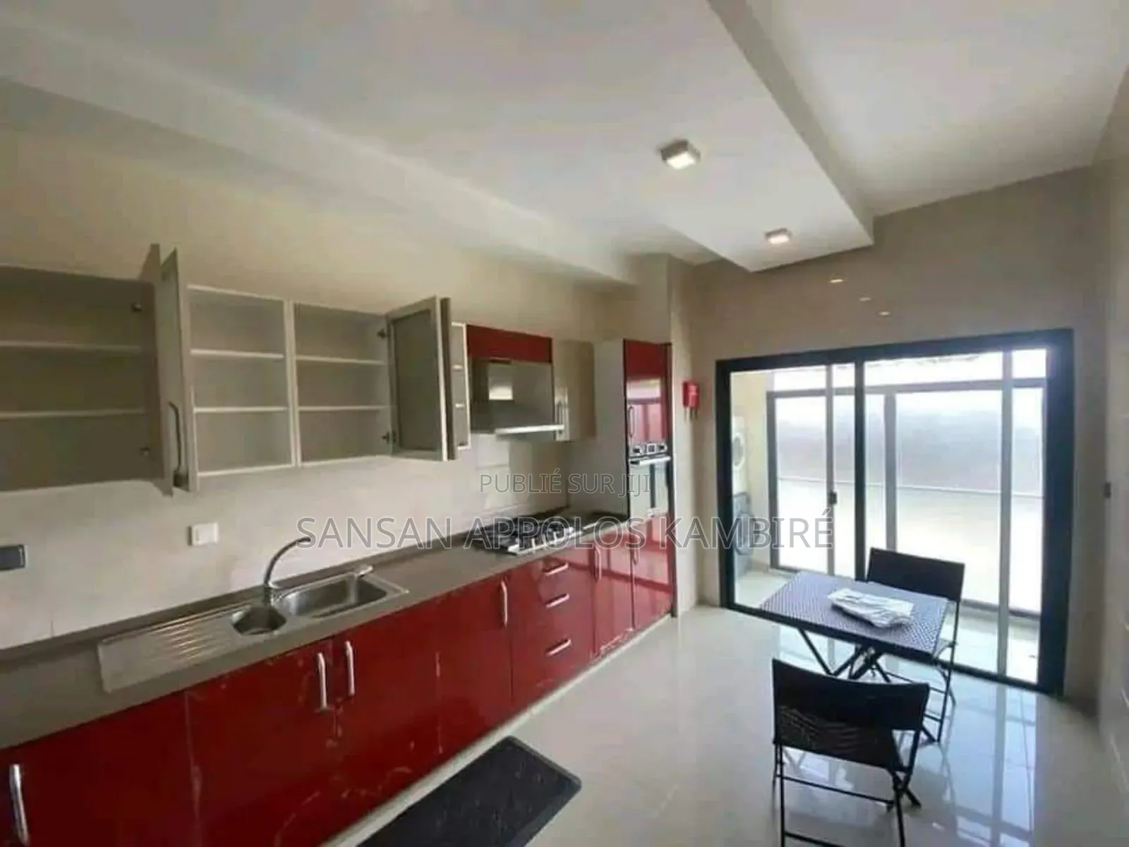 3chbre Appartement dans Location,
Riviera 03, Cocody à Louer