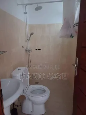 4chbre Duplex dans Gbmlbusiness1998, Grand-Bassam à Vendre