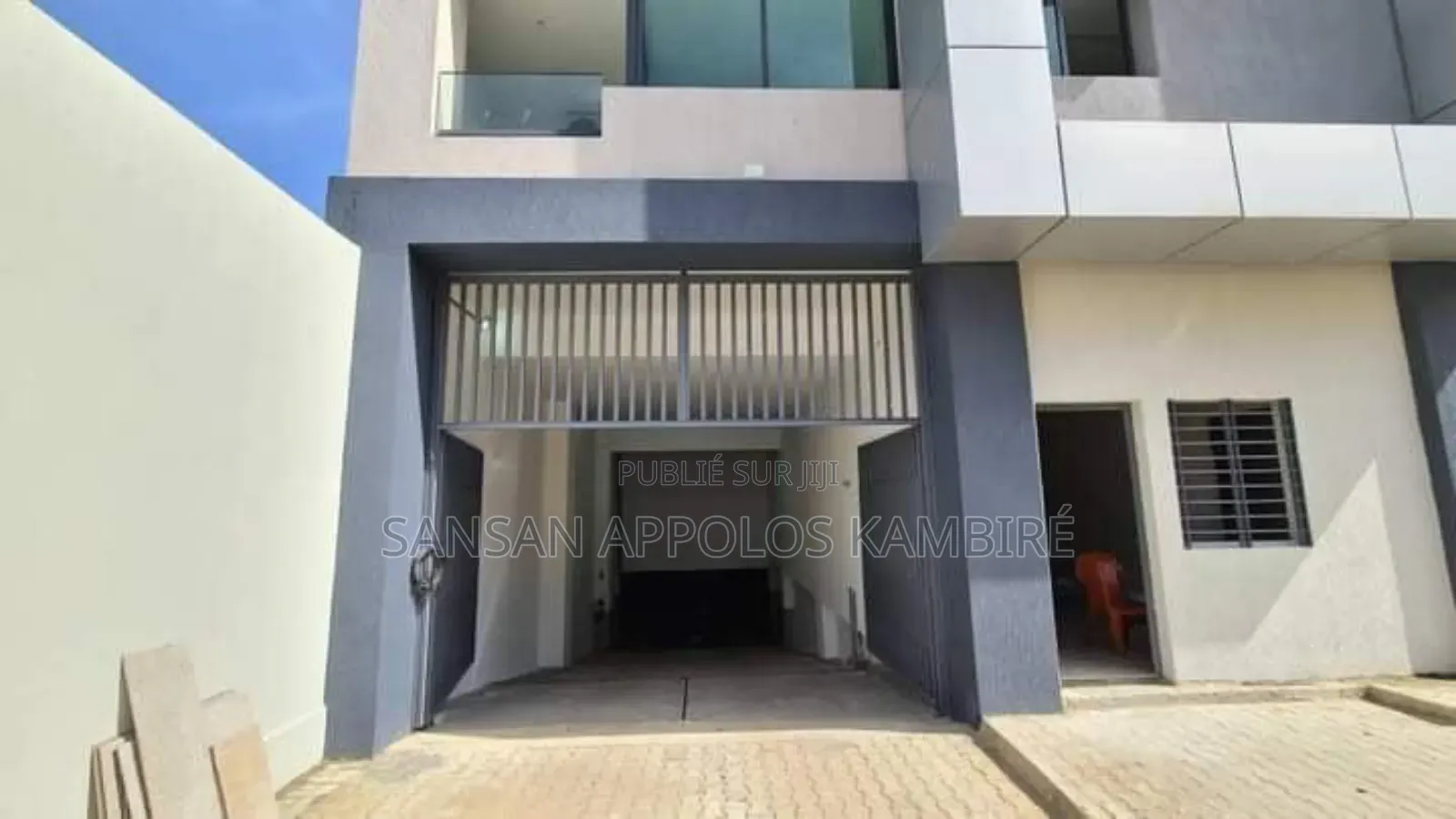 4chbre Appartement dans Superbe Appartement, Cocody à Louer