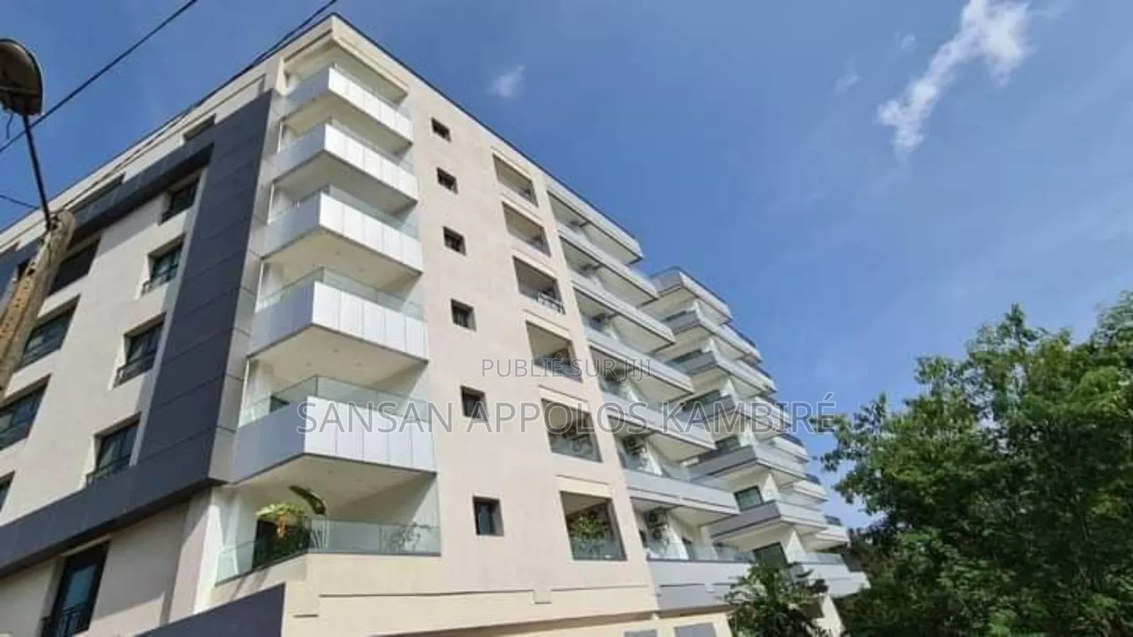 4chbre Appartement dans Superbe Appartement, Cocody à Louer