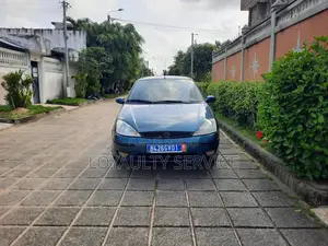 Ford Focus 2002 Bleu