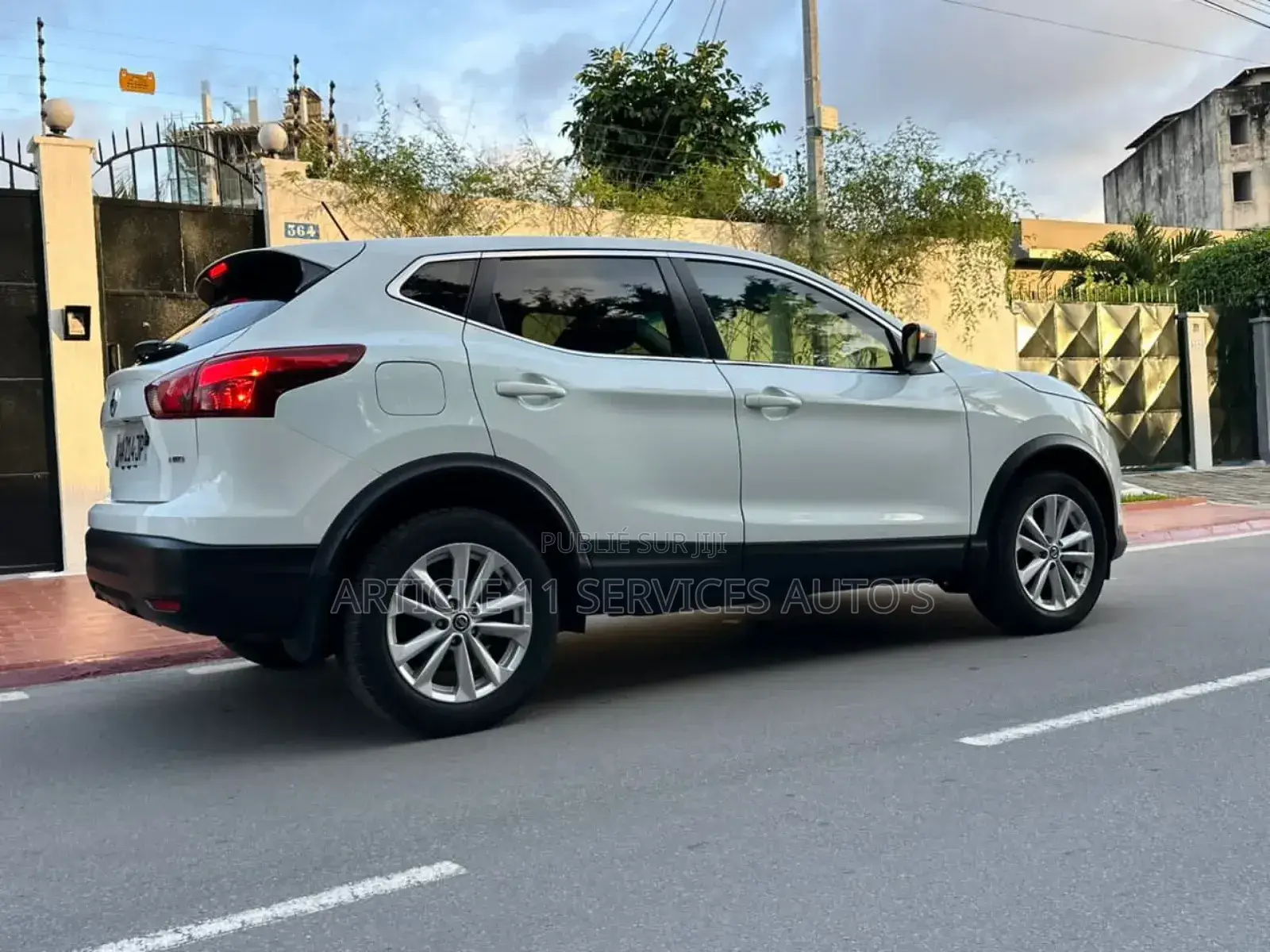 Nissan Rogue Sport 2.0 AWD 2020 Blanc cassé