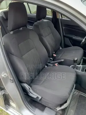 New Suzuki Dzire 2022 Gris