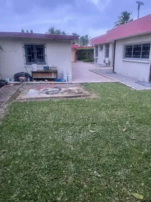 8chbre Villa dans Acasi Immobilier, Port-Bouët à Vendre