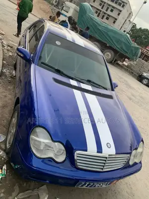 Mercedes-Benz C200 2005 Bleu
