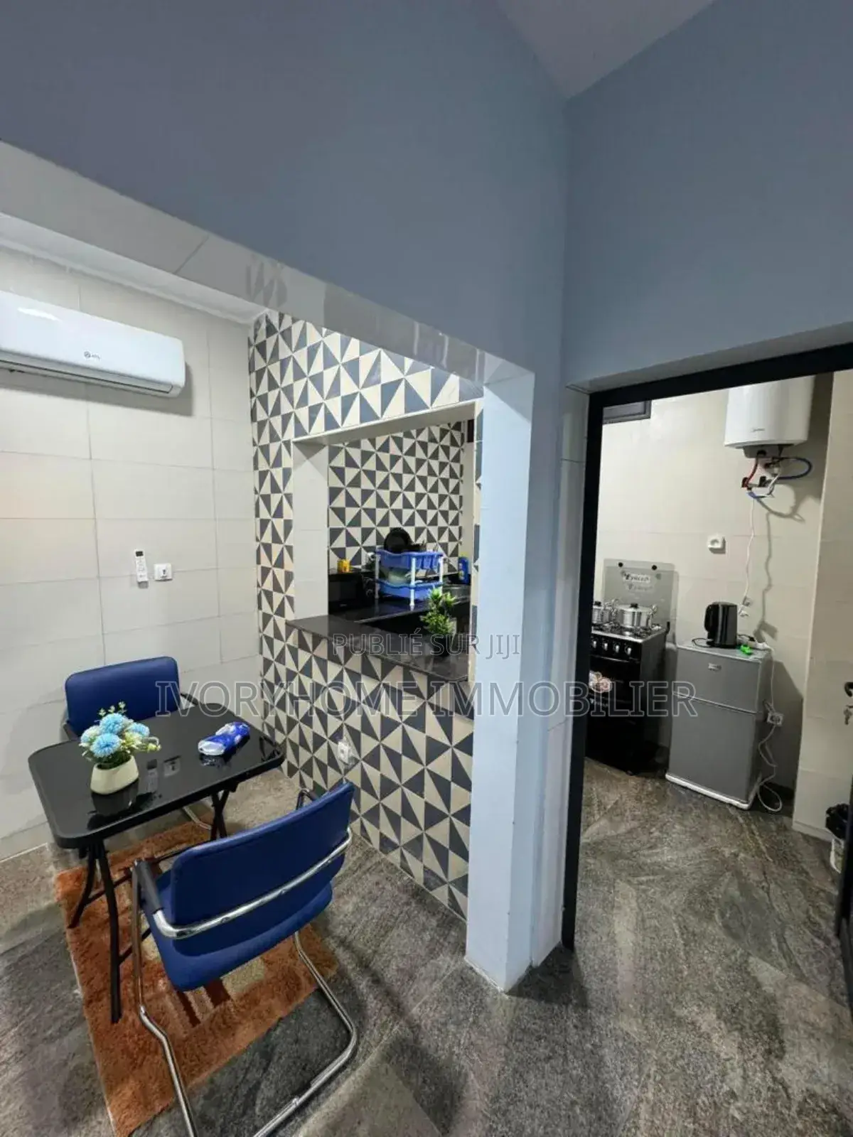 2 Pièces Et Studio Meublé En Location