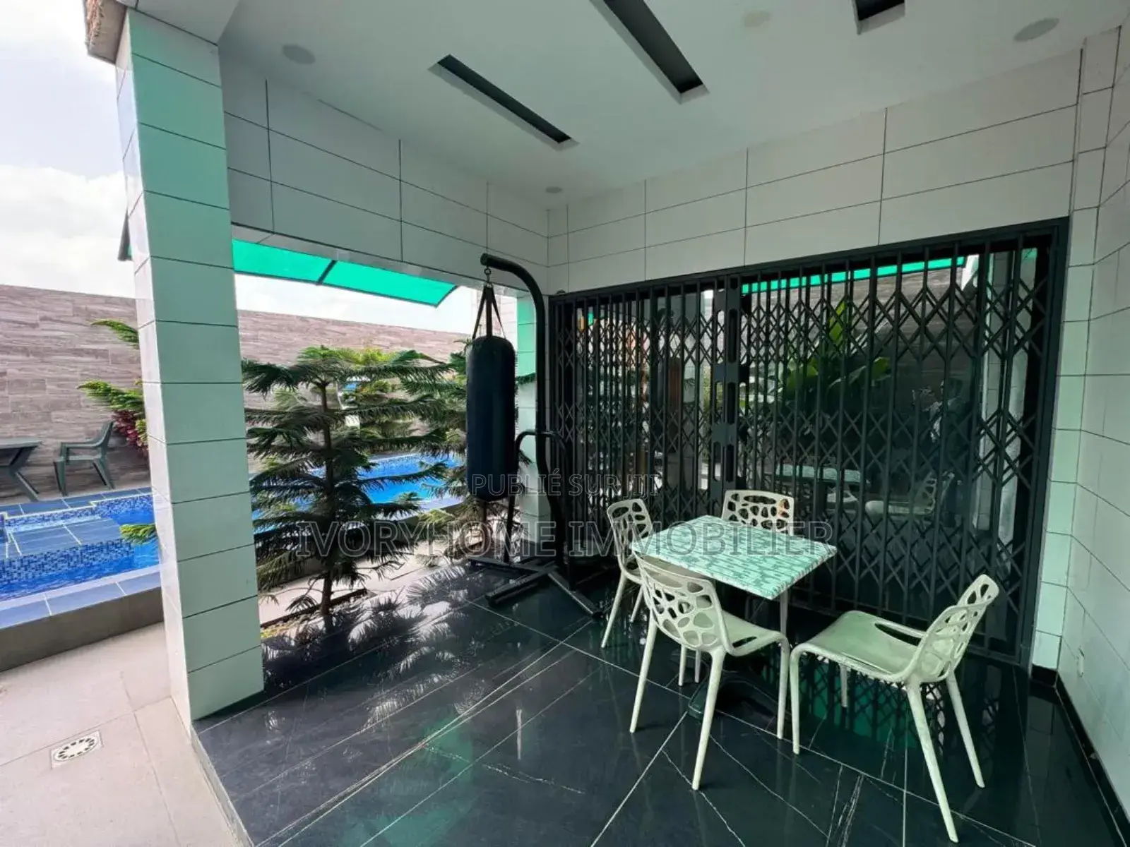 2 Pièces Et Studio Meublé En Location