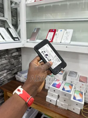 New Apple iPhone XR 64 GB Autre