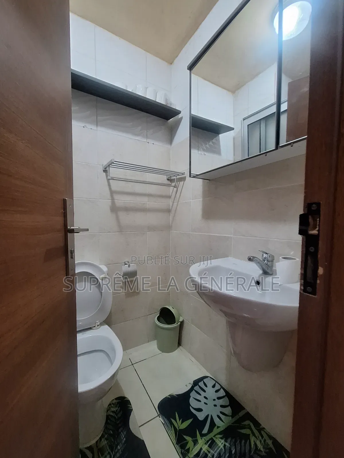 Furnished 3chbre Appartement dans Générale Immobilière, Koumassi
