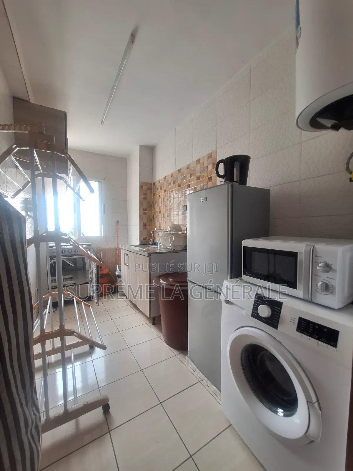 Furnished 3chbre Appartement dans Générale Immobilière, Koumassi