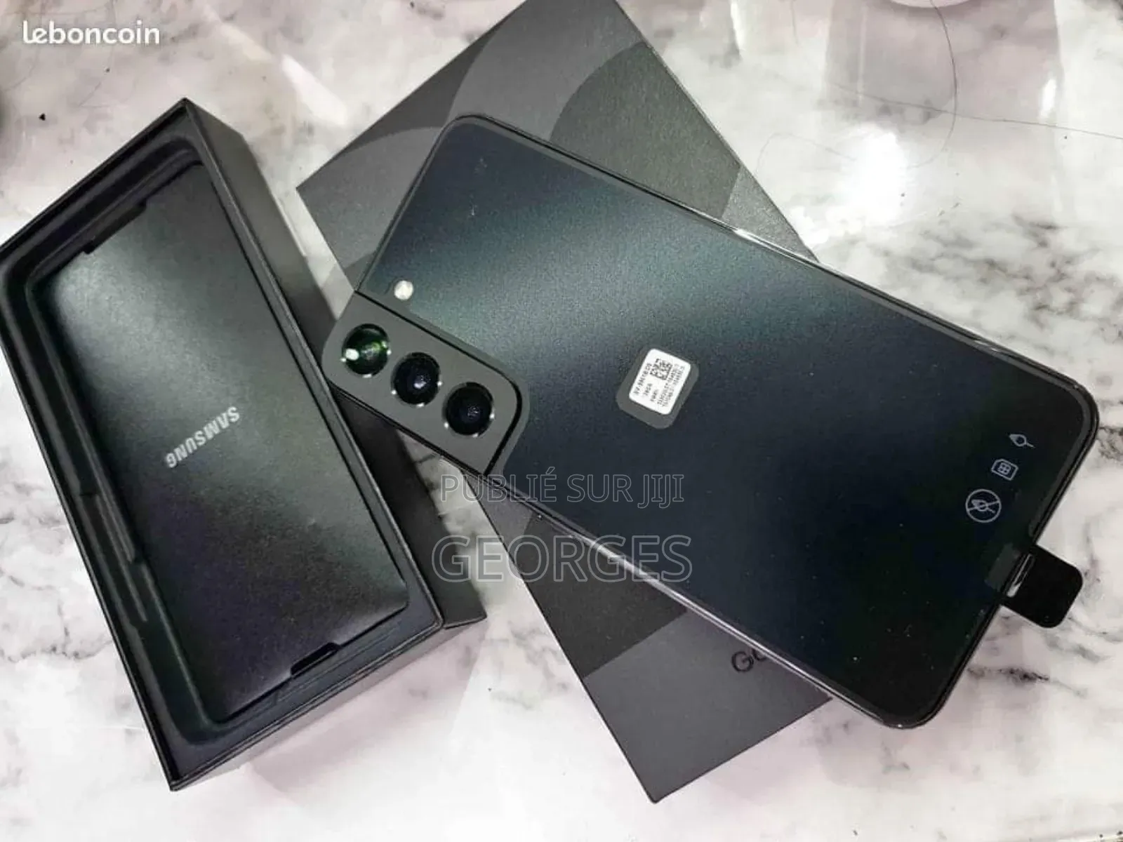 New Samsung Galaxy S22 5G 128 GB Black