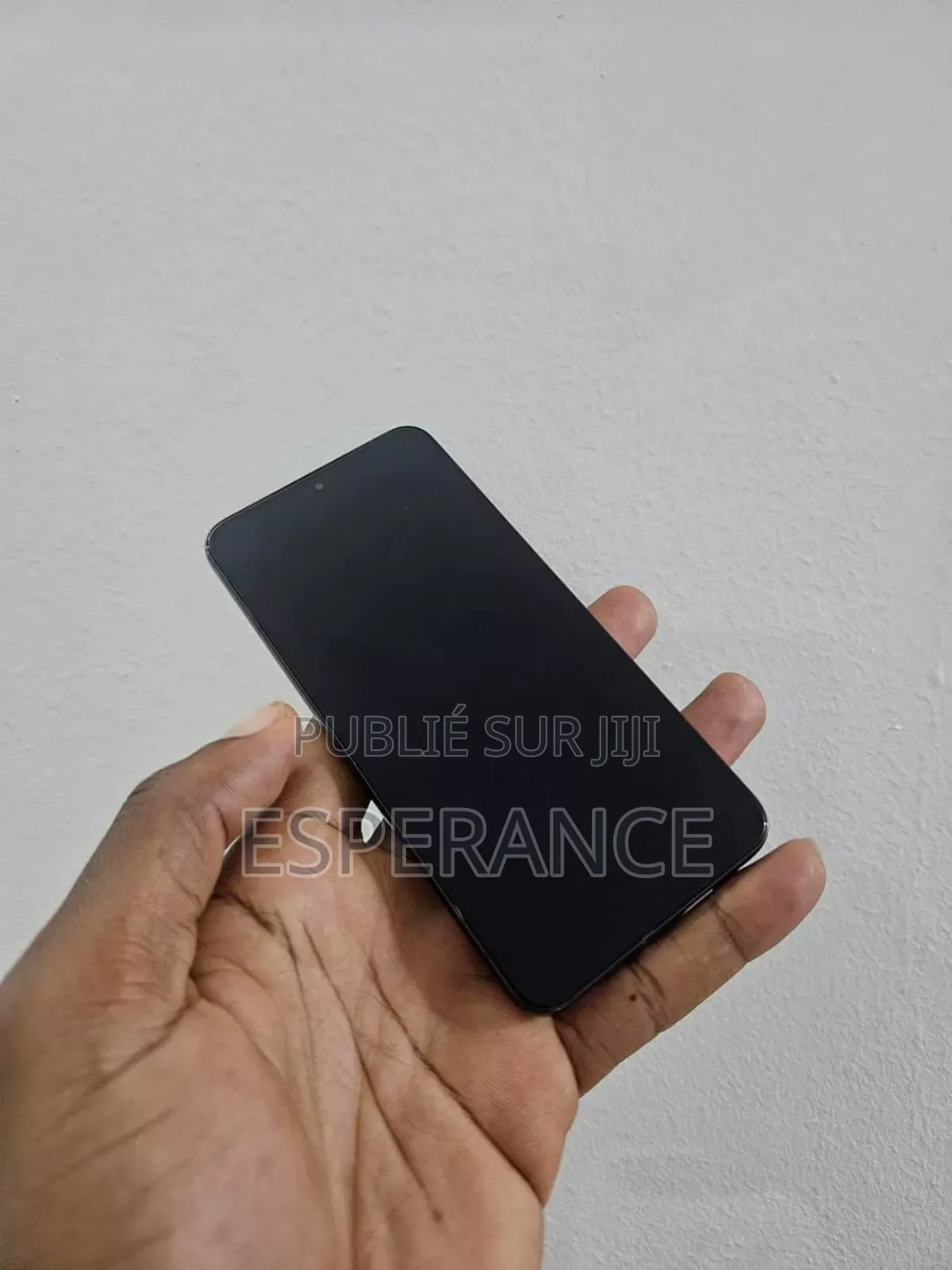 New Samsung Galaxy S22 5G 128 GB Noir