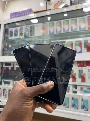 Samsung Galaxy Z Flip4 128 GB Noir