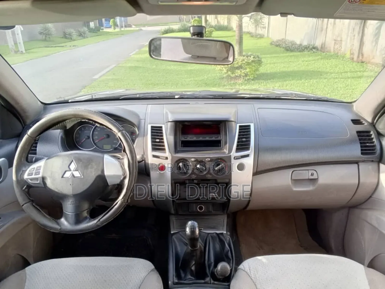 Mitsubishi Pajero Sport 2012 Noir