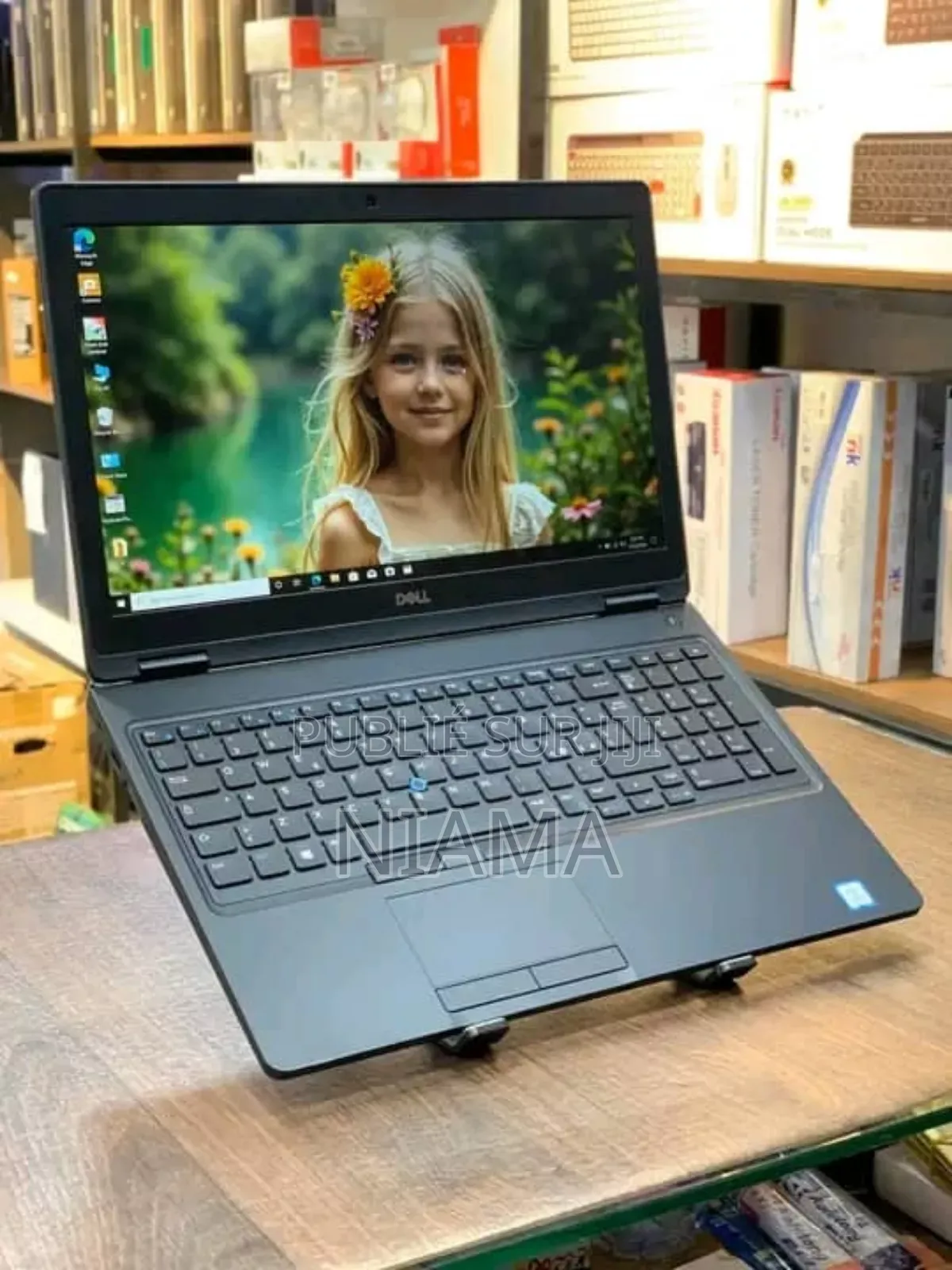 New Ordinateur Portable Dell Latitude 5580 8GB Intel Core I7 SSD 256GB