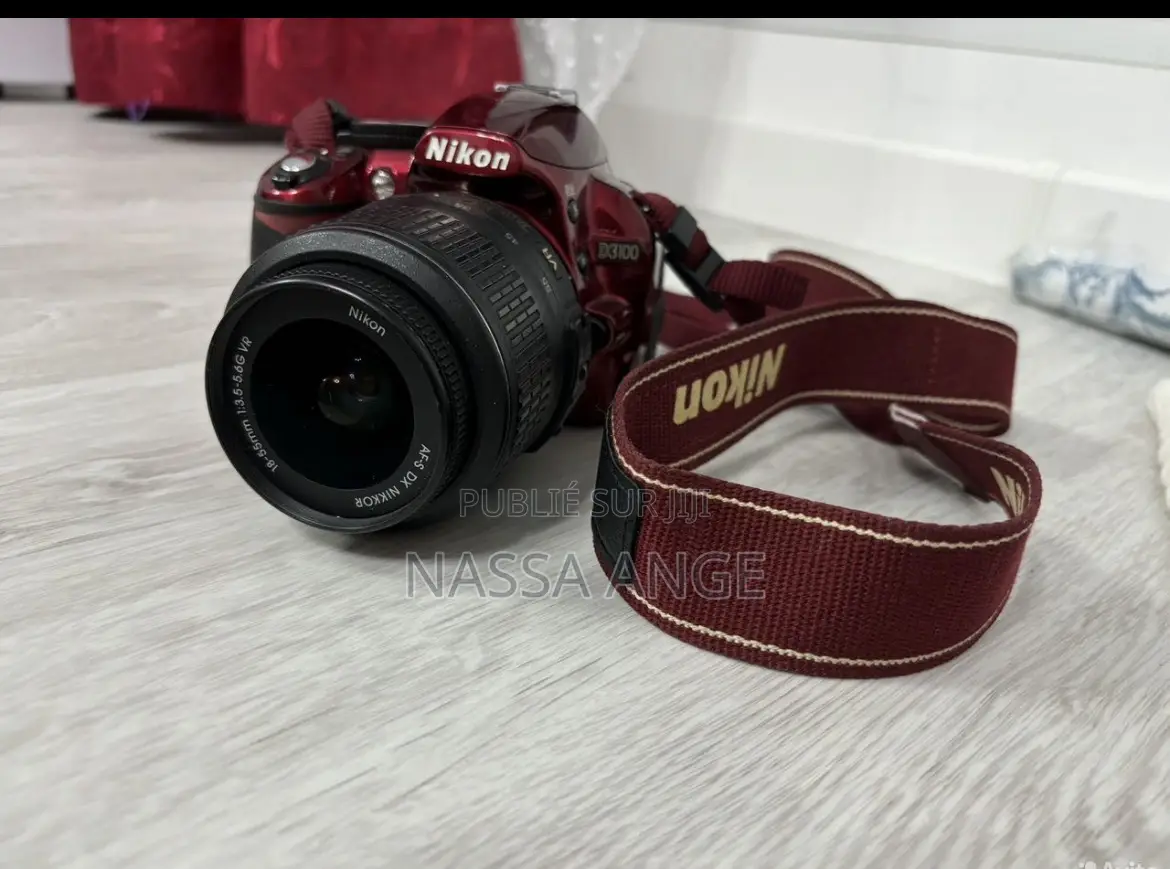 Nikon D3200 Rouge