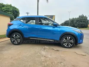 Photo - Nissan Kicks S 2020 Bleu
