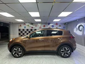 Kia Sportage LX 2022 Doré