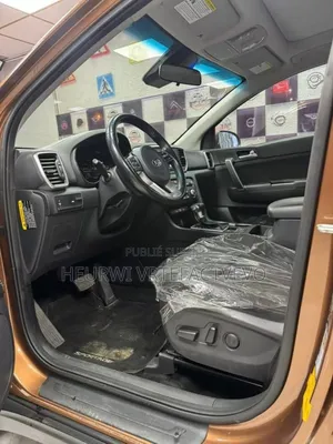 Kia Sportage LX 2022 Doré