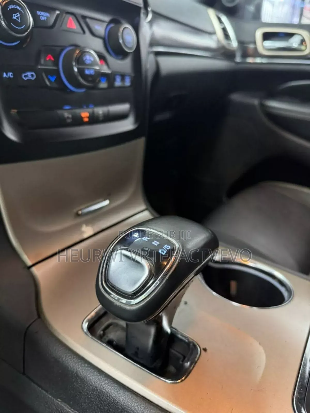 Jeep Cherokee 2015 Gris