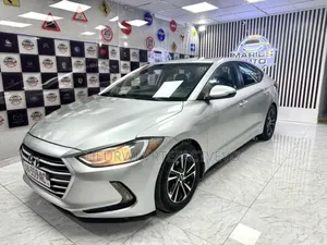 Hyundai Elantra ECO 2018 Gris
